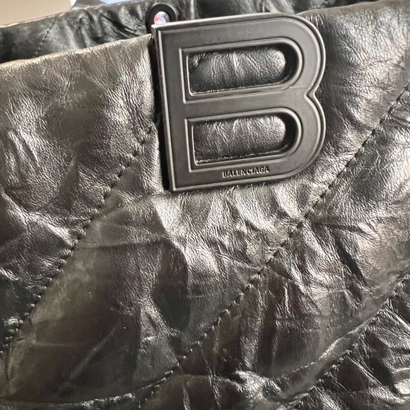 Balenciaga Tote! - Picture 5 of 7